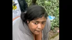 Redare Pornstar BBW iubește creampie în public pe tunelul trenului