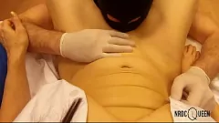 Oynat Lateks Eldivenlerde Yaramaz Hemşire Ecstasy Pov'a Parçalanıyor