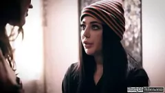 Redare Fiica lui Stepdad Cucks cu lesbiană fierbinte GF: muie dublă, Deepthroat, 69 și triplă