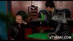 Oynat Alt adam meşgul ve gazoo yattı