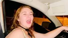 Reproducir Las tonterías de mis chicas la dejaron usar su auto, así que tuve que marcar mi suelo