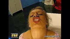 Afspelen Taranee brandnetel gargmolva molva cum [ai verhoogd 1080p 50fps]