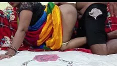 Redare साहब जी चोदो मुझे जोर जोर से चीख कर नौकरानी ने मालिक से चूत चुदवाई