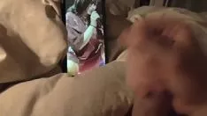 Jouer Placardie eilish camel toe cum témoignage