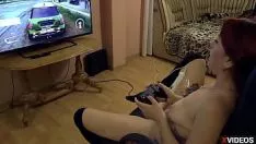 Jouer Looney numéro un en bois sur ps4