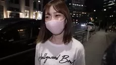 Abspielen 巨乳美容部員
